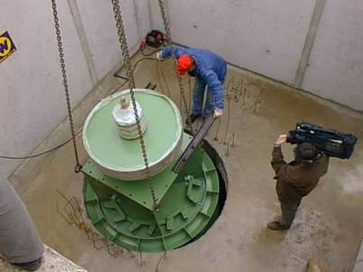 Foto: Einfahren der Kaplan-Schachtturbine (H = 4,00 m, Leistung 110 kW)